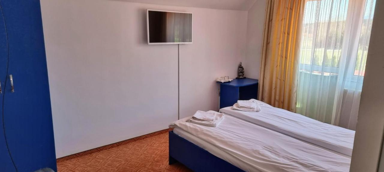 Pensiunea Emma Sîmbăta de Sus Bagian luar foto